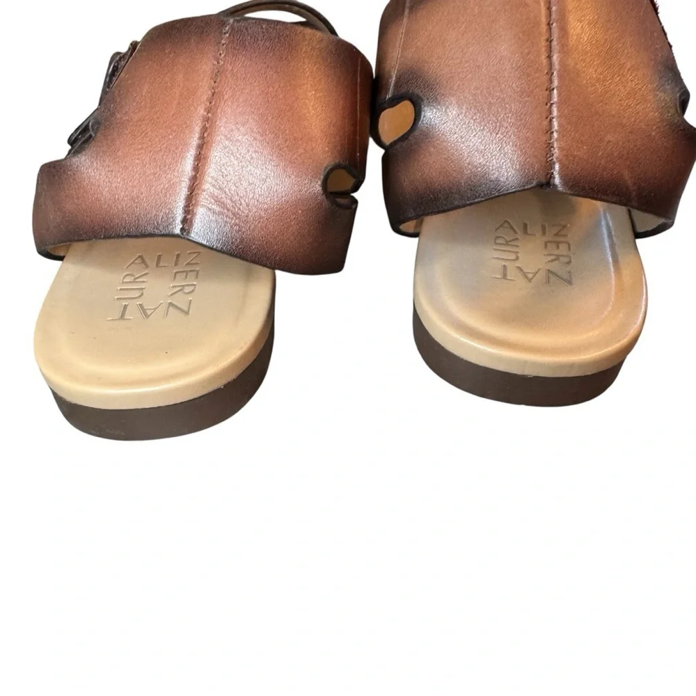 Naturalizer Tassy Flat Gladiator Sandal Brown Leather with Toe Ring- Size 9